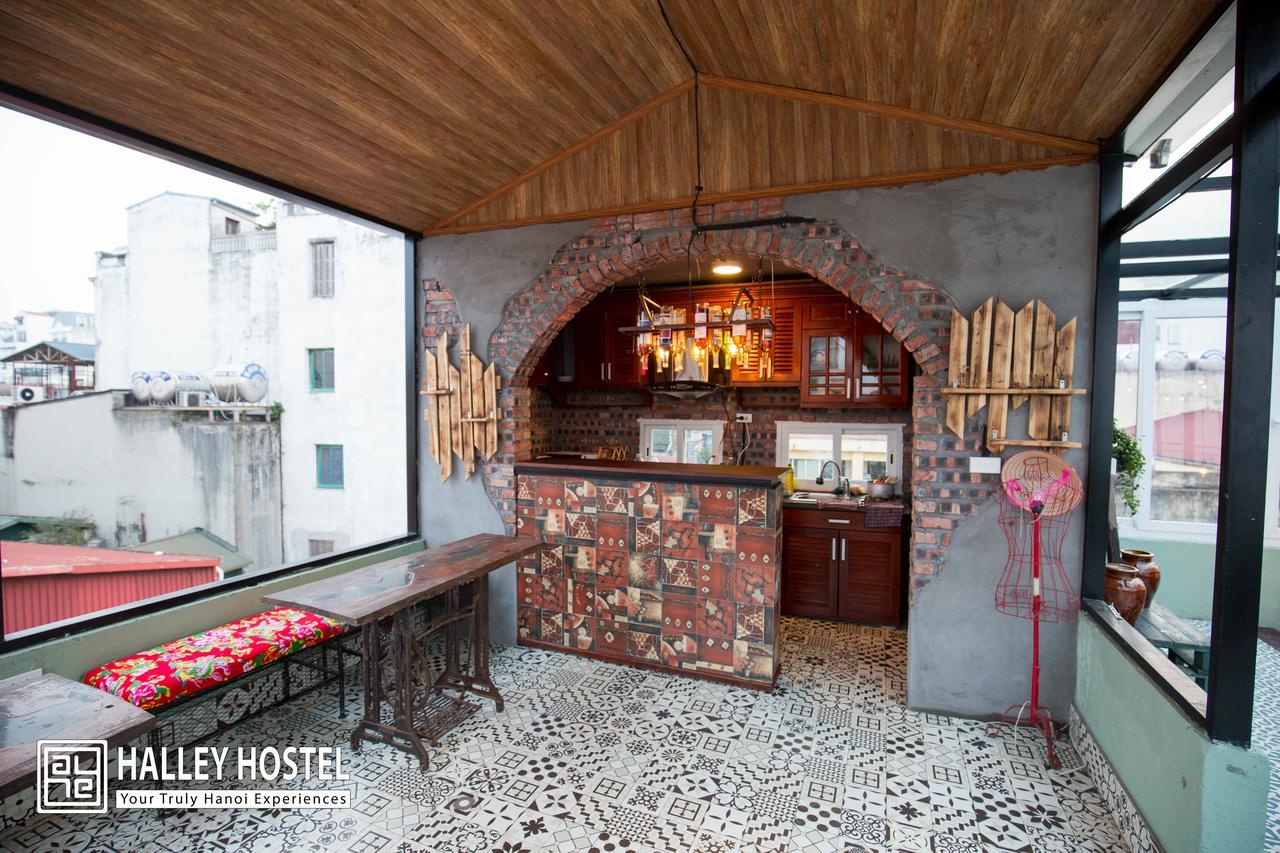 Halley Hostel Hanoi Eksteriør billede