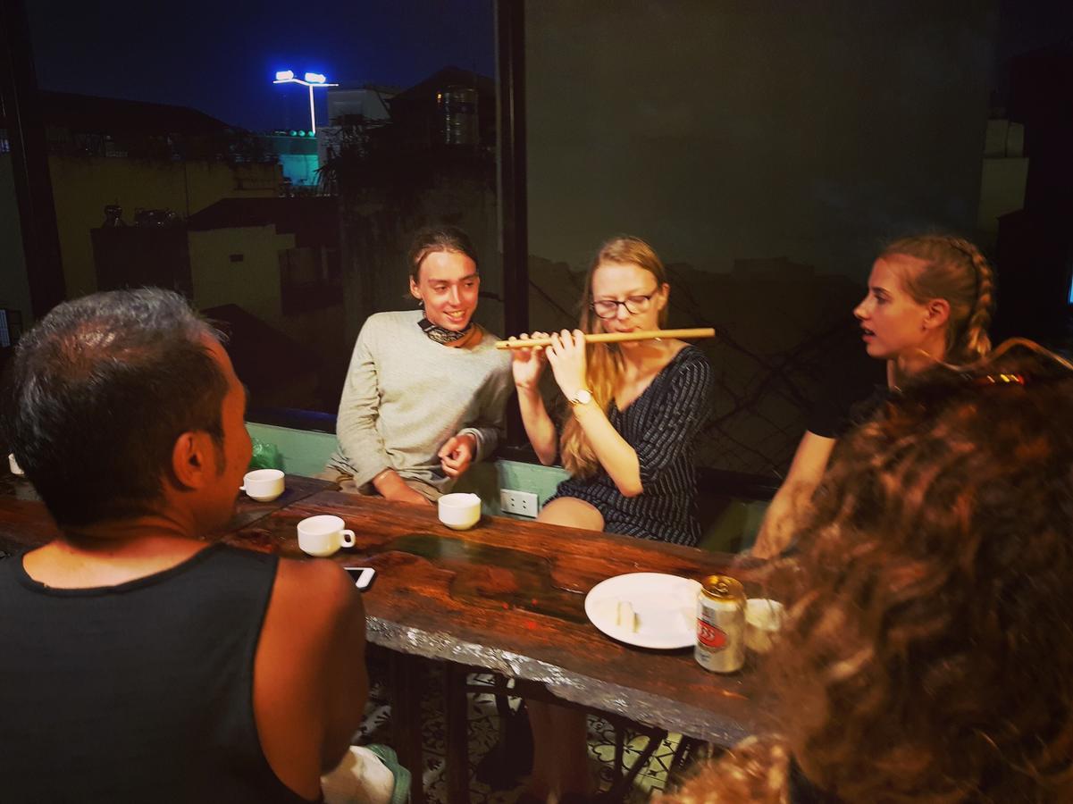Halley Hostel Hanoi Eksteriør billede