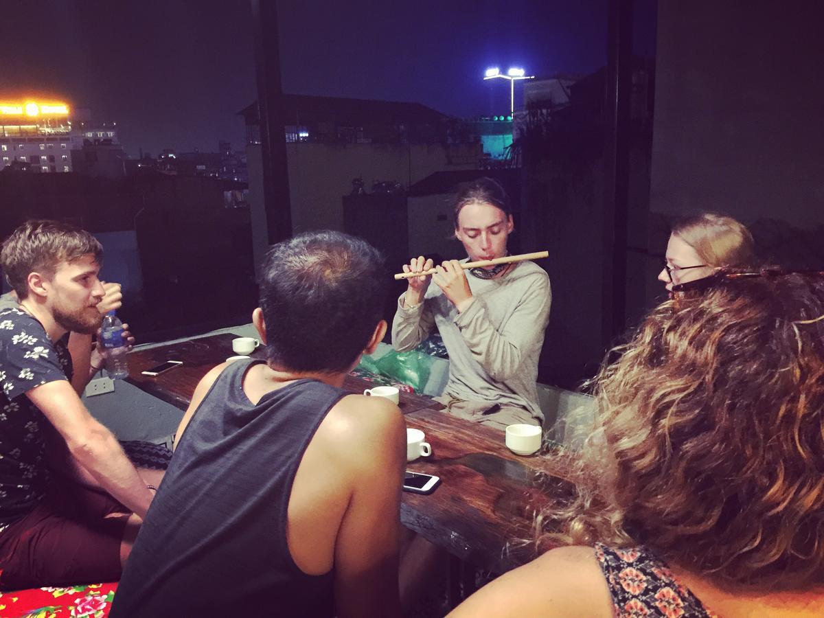 Halley Hostel Hanoi Eksteriør billede