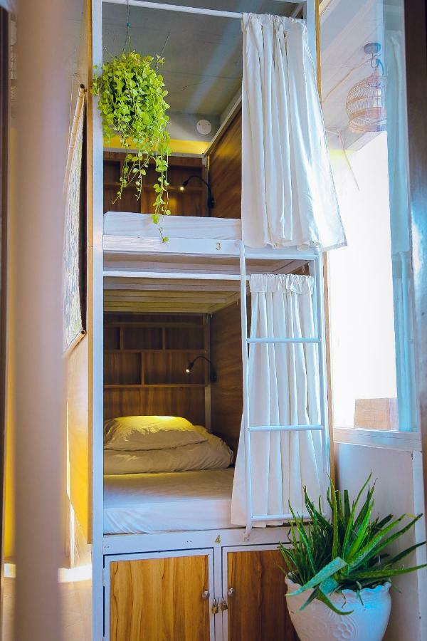 Halley Hostel Hanoi Eksteriør billede